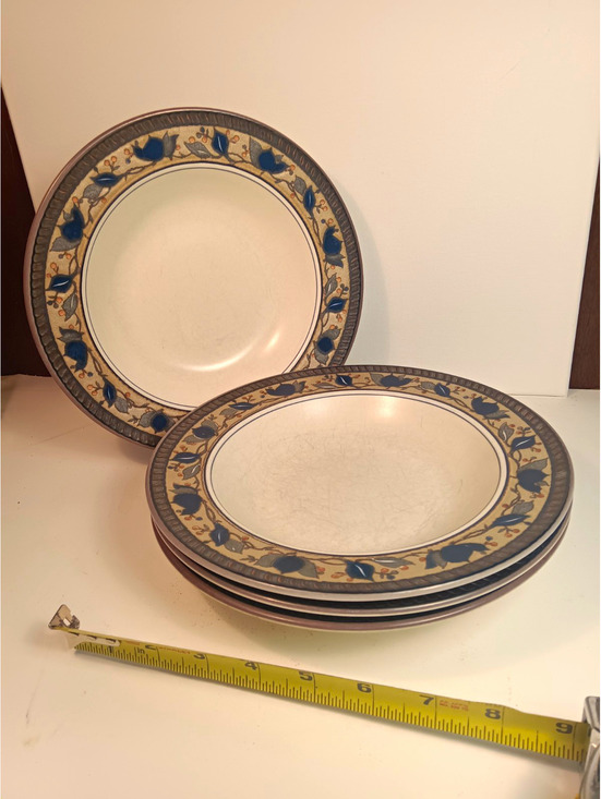 Mikasa Other - Set of 4 Mikasa Intaglio Arabella Rim Soup Bowls 9.25" Stoneware please read